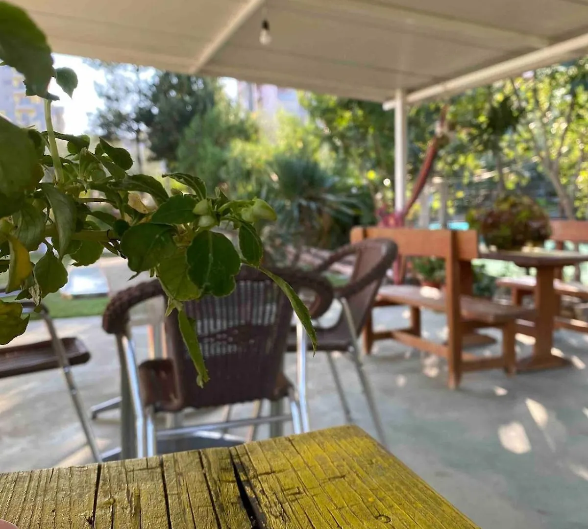 Villa Rubin-Cosy Villa With A Garden & Patio Durres